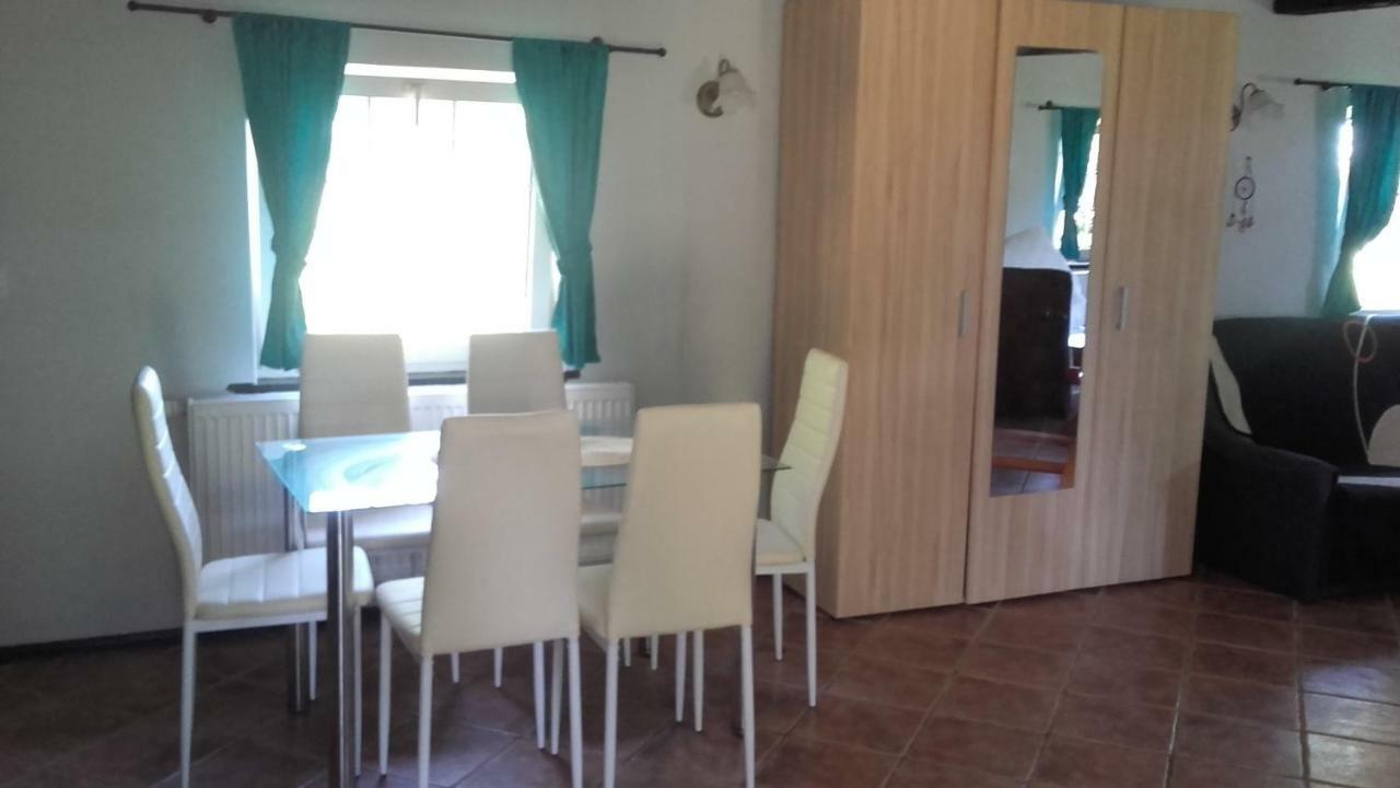 Agroturystyka Pod Debami W Klukach Smołdzino Εξωτερικό φωτογραφία